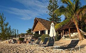 Fernandez Bay Village Cat Island 3*